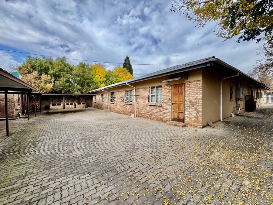 24 Bedroom Property for Sale in Die Bult North West